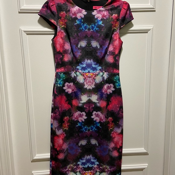 Betsey Johnson sheath floral midi dress - Picture 1 of 4